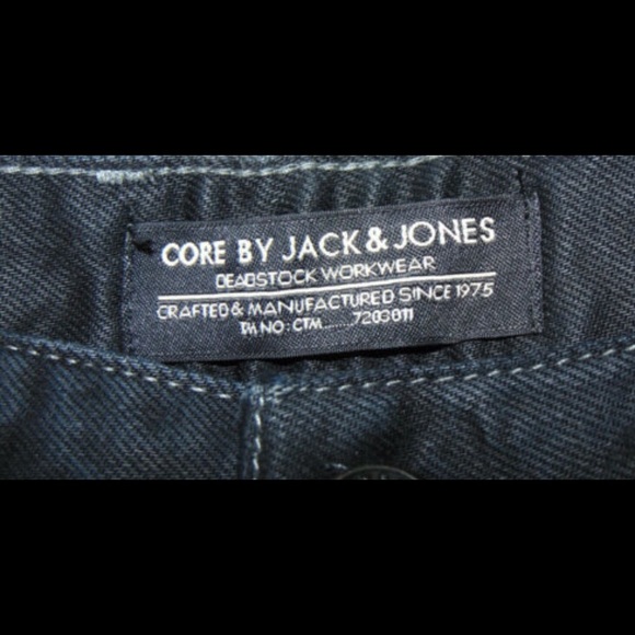 - HOST PICK 💋Jack/Jones Boxy Loose Fit Butto… - Picture 7 of 7